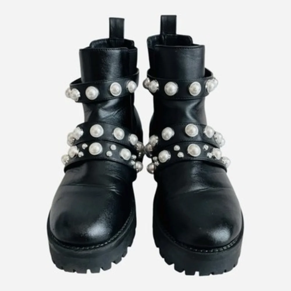 Black Leatherette Pearl Stud Platform Combat Boots Women's Size 7.5 Good Plus